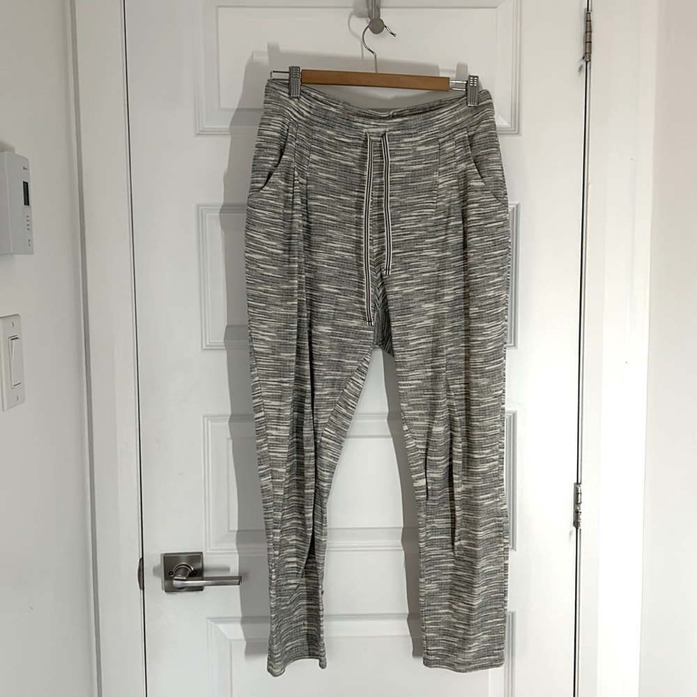 ANTHROPOLOGIE - LILKA sweatpants straight leg size medium